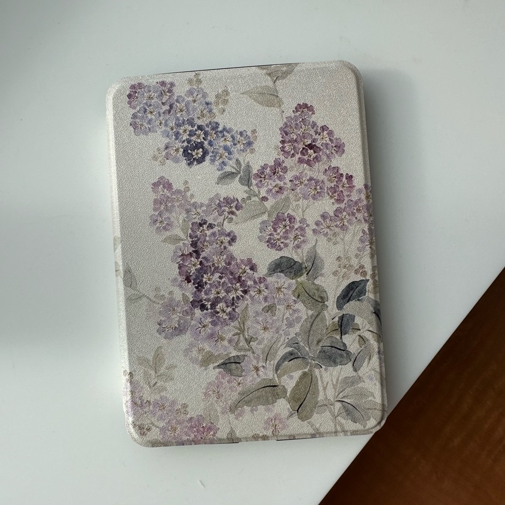 Kindle 11 6” floral lilac case